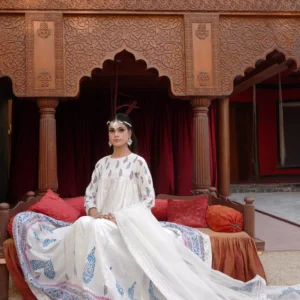 Noor by Petrichor