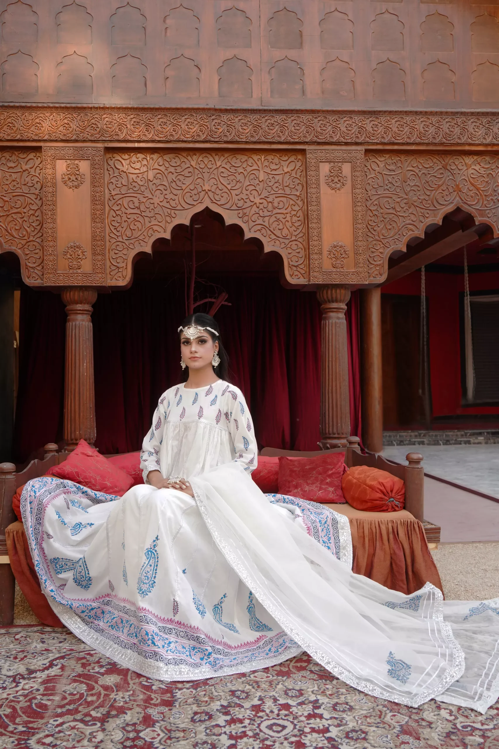 Noor 5