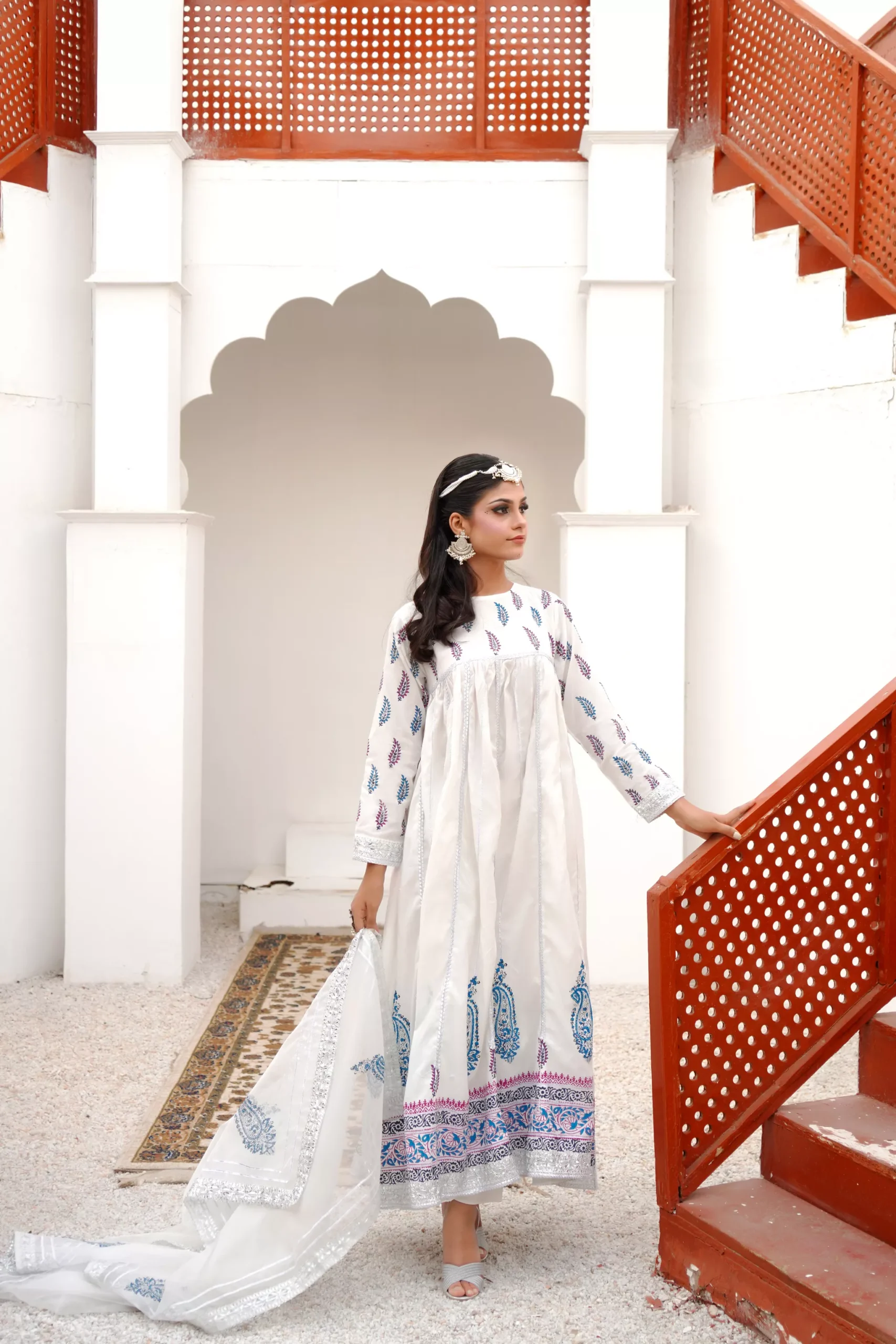 Noor 1